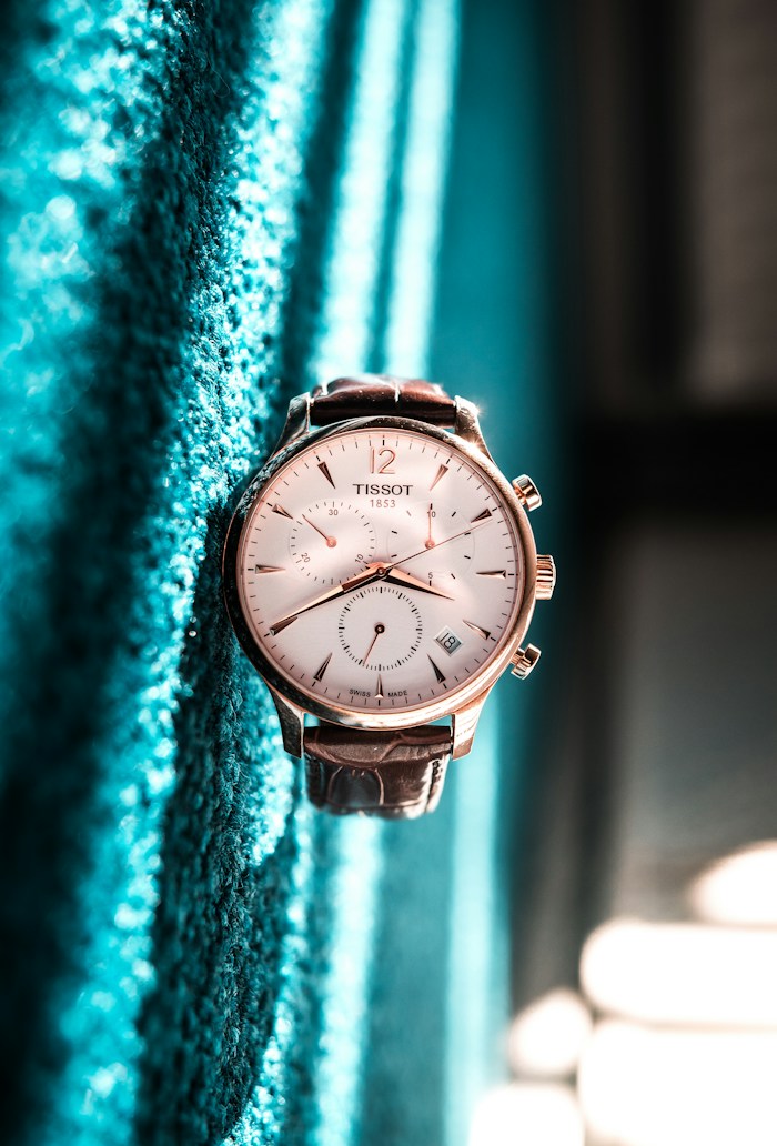 Luxury Genuine Leather Strap Dress Watch